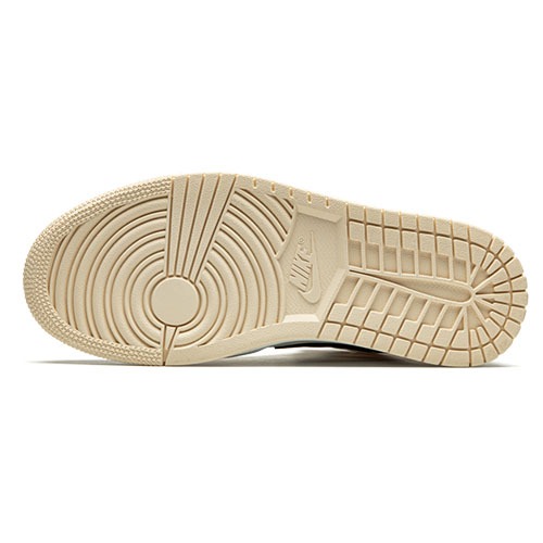 Air Jordan 1 Mid 'Barely Orange'