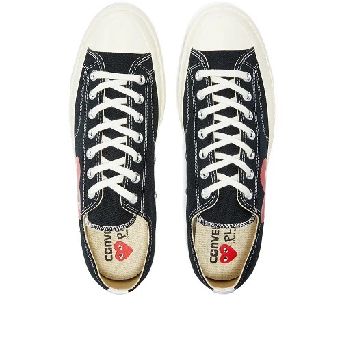 play converse black low