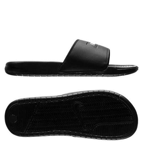 nike f.c benassi black/white nike f.c benassi black/white