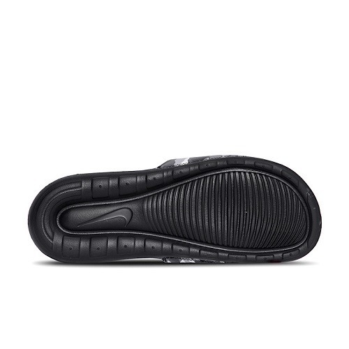 nike-victori-one-black-black-grey-fog-particle-grey-cn9678-001 (3) nike victori slide black/black/grey