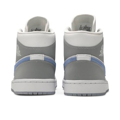 Air Jordan 1 Mid 'Wolf Grey'3 Air Jordan 1 Mid wolf