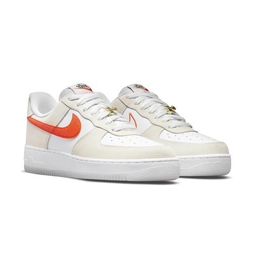 nike-air-force-1-07-se-white-summit-white-sail-orange-2 air force summit white