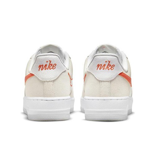 nike-air-force-1-07-se-white-summit-white-sail-orange-4 air force summit white