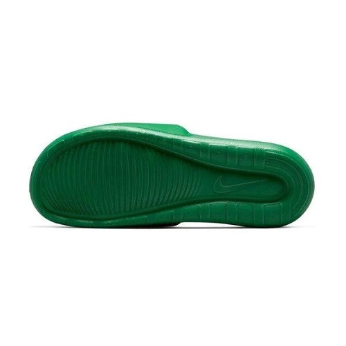 Nike-SB-Victori-One-Slide-Lucky-Green-White-4_600x600 nike victori Lucky Green/White