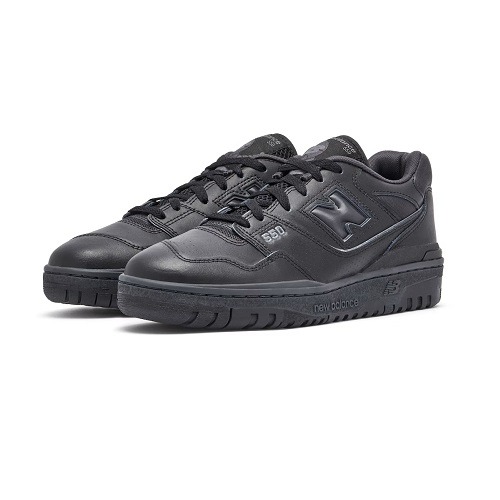 New Balance 550 Triple Black_3 New Balance 550 black