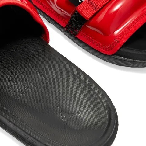 Air Jordan Super Play Slide - RedBlack-5 jordan play slide red/black