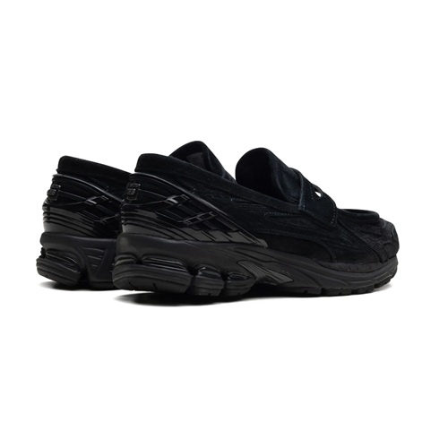 Balance 1906L Black Suede