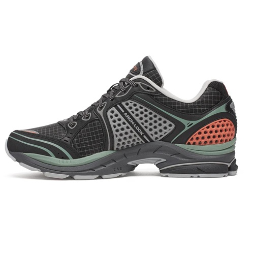 Saucony ProGrid Triumph Shadow