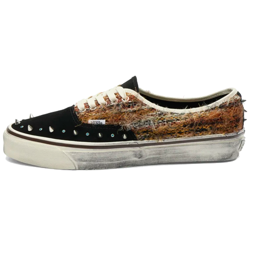 Vans 44 Ibiza Black